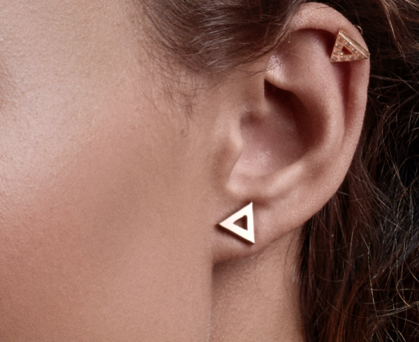 Triangle Stud Earring in 18-Karat Gold
