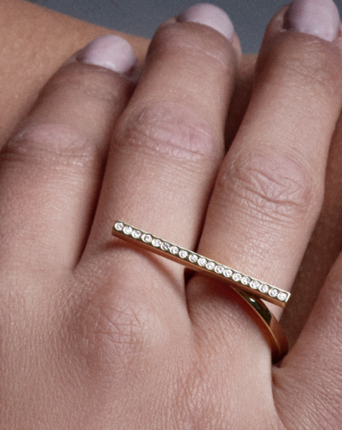 Two-Finger Ring in 18-Karat Gold